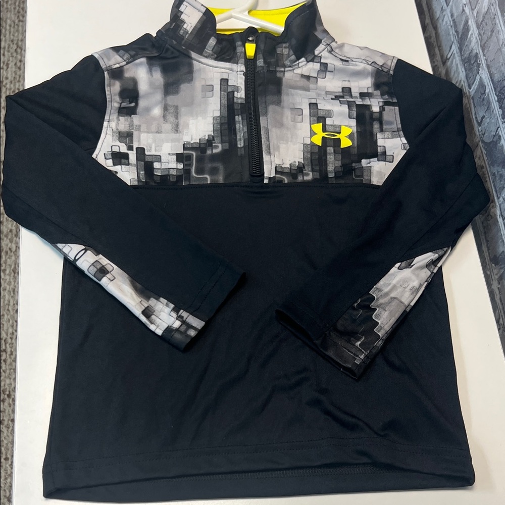 Boy's Under Armour quarter zip Pullover shirt - Picture 9 of 10